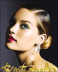 彩妆:完美妆容与灯光的关系